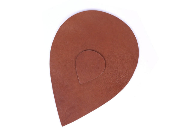Teardrop Leather Mat with Detachable Accent - Aaron Leather Goods