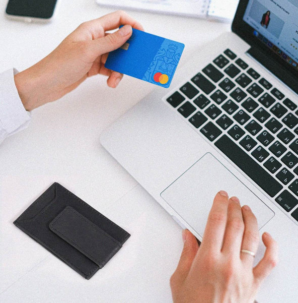 Sestao Leather Minimalist Money Clip Wallet - Raven Black - Aaron Leather Goods